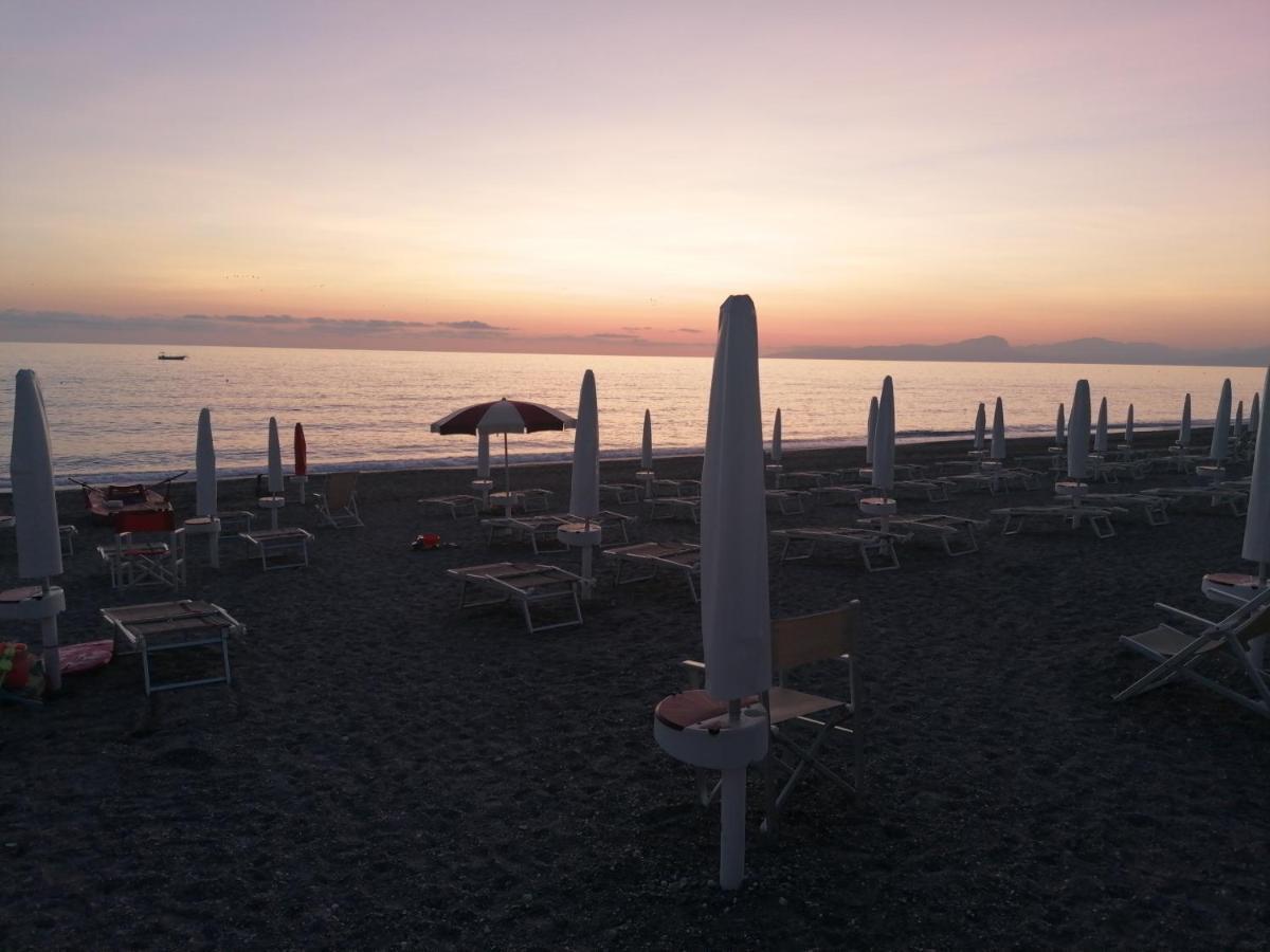 B&B Nonna Ida Scalea Bagian luar foto