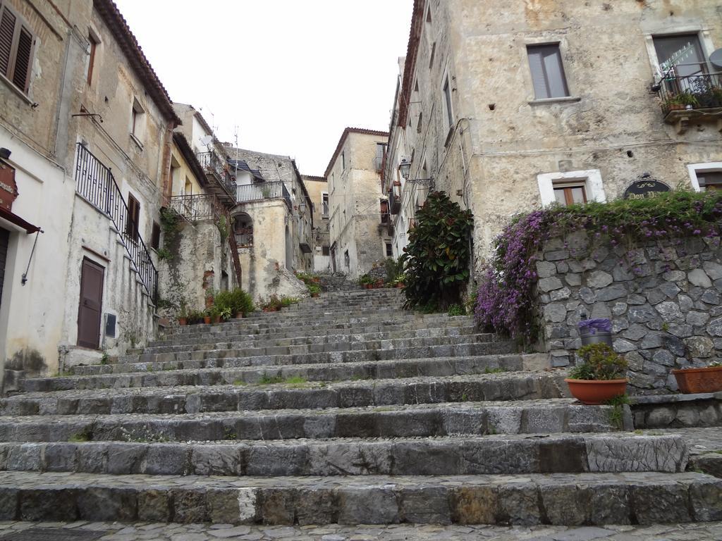 B&B Nonna Ida Scalea Bagian luar foto