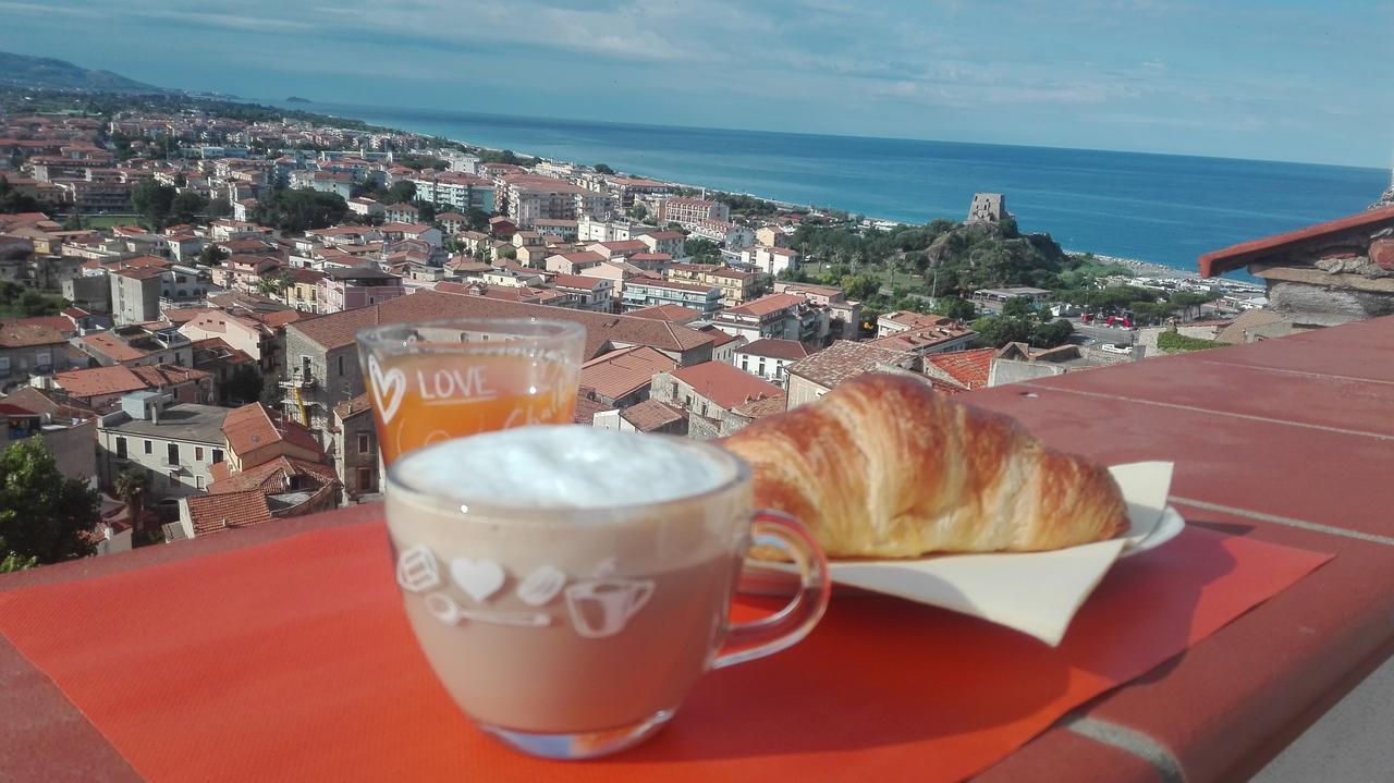 B&B Nonna Ida Scalea Bagian luar foto