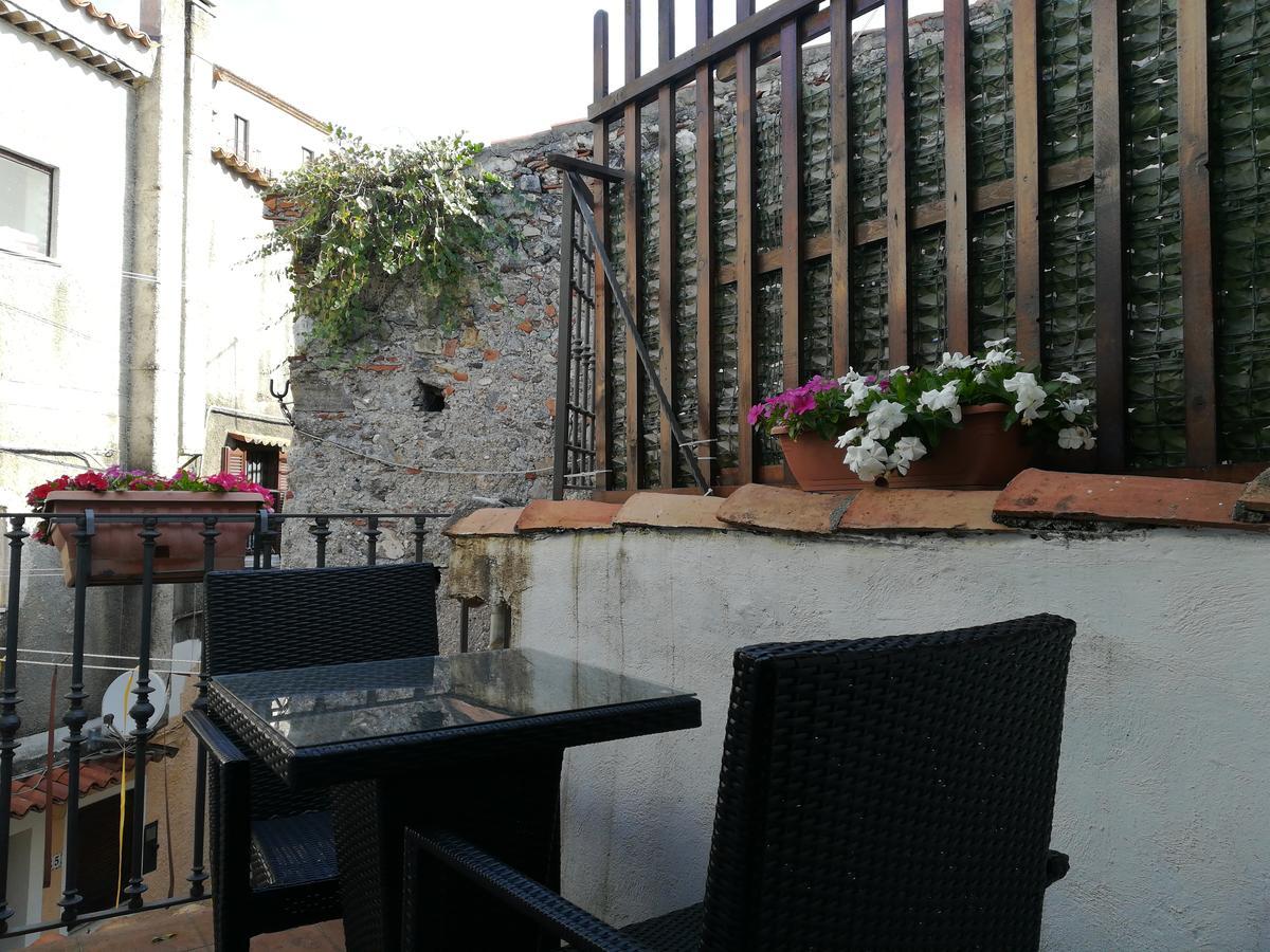 B&B Nonna Ida Scalea Bagian luar foto